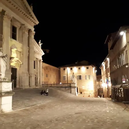 Alojamento de Acomodação e Pequeno-almoço Cá Del Vento Urbino
